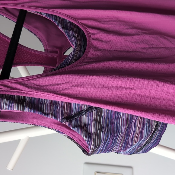 fuchsia Lululemon tank with built in bra - Picture 2 of 3